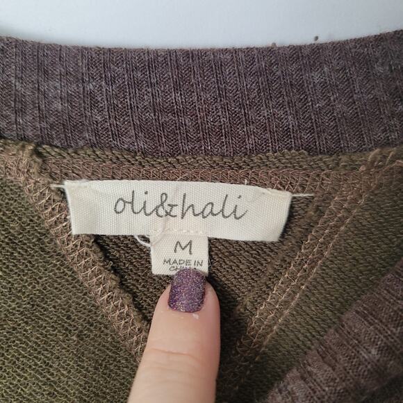 Oli & Hali- Women's Boutique boho oversized sweatshirt- size Medium - Picture 4 of 6